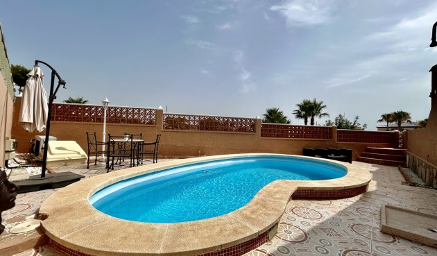 Resale - Bungalow -
Villamartin - Costa Blanca