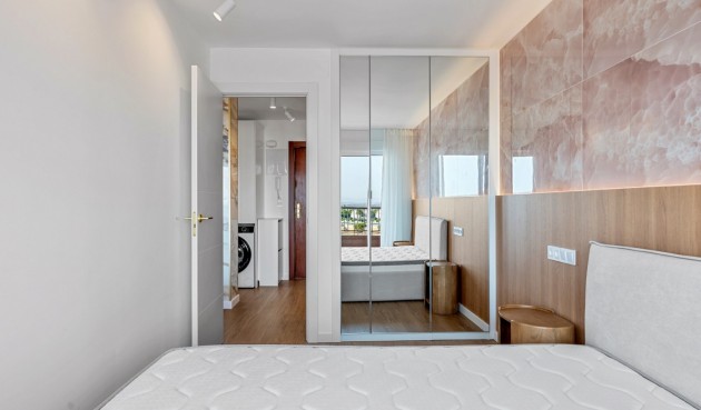 Resale - Apartment -
Orihuela Costa - Costa Blanca