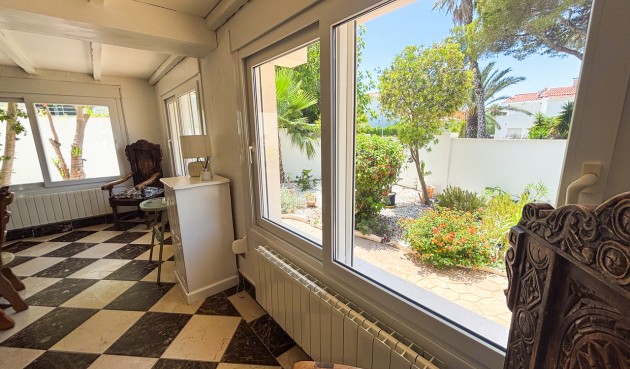 Resale - Villa -
Dehesa de Campoamor - Costa Blanca