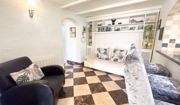 Resale - Villa -
Dehesa de Campoamor - Costa Blanca