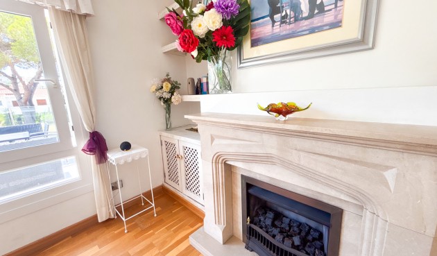 Resale - Villa -
Dehesa de Campoamor - Costa Blanca