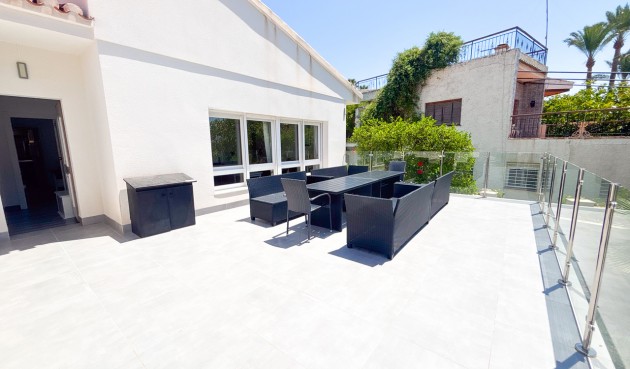 Resale - Villa -
Dehesa de Campoamor - Costa Blanca