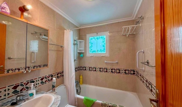 Resale - Apartment -
Torrevieja - Playa del Cura