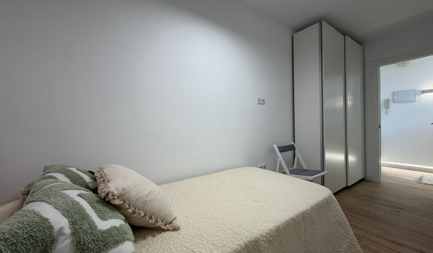 Resale - Apartment -
Torrevieja - Punta Prima