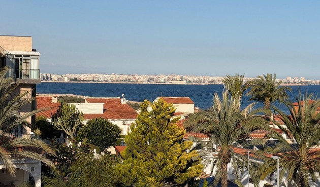 Resale - Apartment -
Torrevieja - Punta Prima