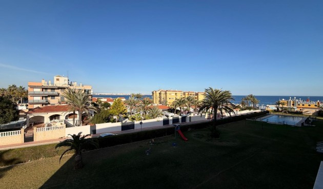 Resale - Apartment -
Torrevieja - Punta Prima