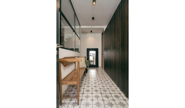 Resale - Apartment -
Torrevieja - Las Piscinas Naturales