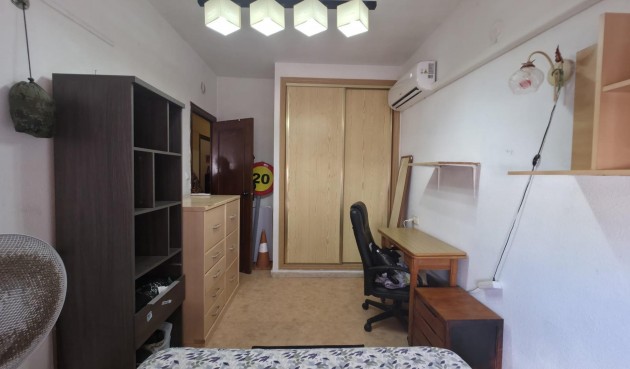 Resale - Apartment -
Torrevieja - Playa del Cura