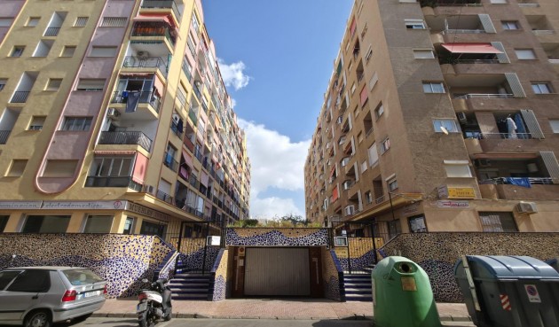 Resale - Apartment -
Torrevieja - Playa del Cura