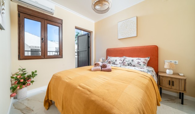 Resale - Apartment -
Torrevieja - aguas nuevas