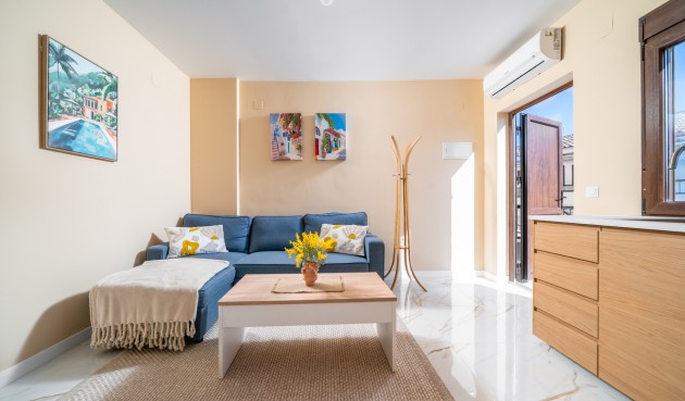 Resale - Apartment -
Torrevieja - aguas nuevas