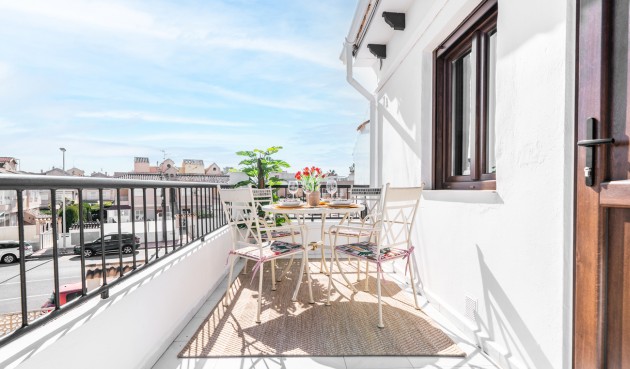 Resale - Apartment -
Torrevieja - aguas nuevas