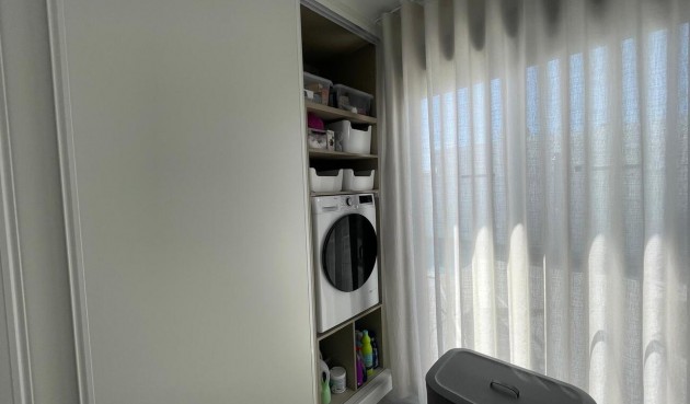 Reventa - Villa -
Roldan - Torre Pachecco
