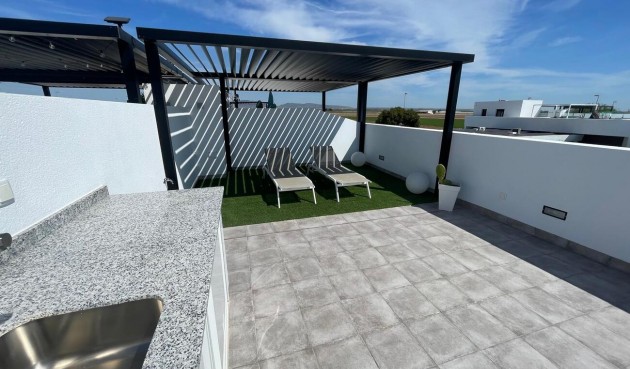Reventa - Villa -
Roldan - Torre Pachecco