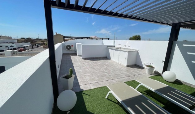 Reventa - Villa -
Roldan - Torre Pachecco