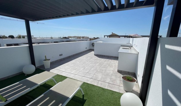 Reventa - Villa -
Roldan - Torre Pachecco