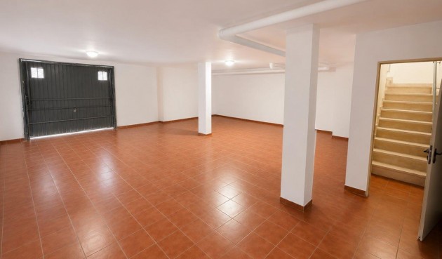 Resale - Villa -
El Carmoli - Costa Calida