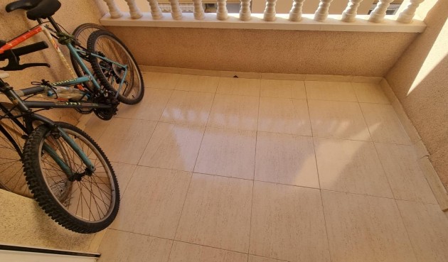 Resale - Apartment -
Torrevieja