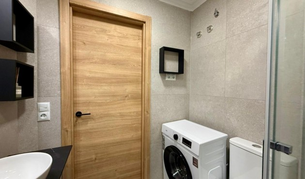 Resale - Apartment -
Torrevieja - Playa del Cura