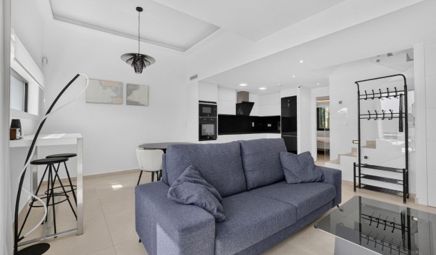 Återförsäljning - Villa -
Guardamar del Segura - El Raso