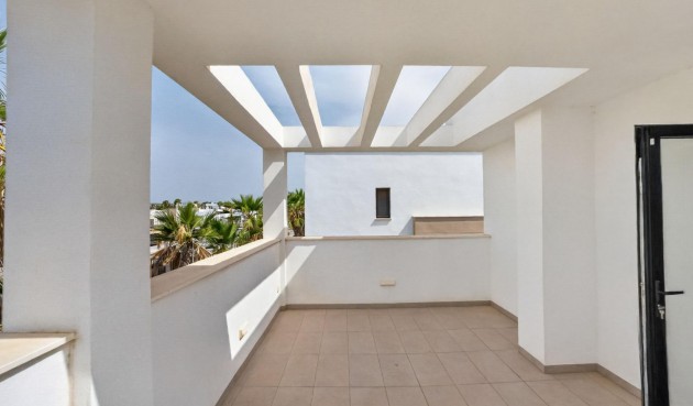 Återförsäljning - Villa -
Guardamar del Segura - El Raso