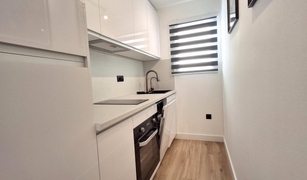 Resale - Apartment -
Torrevieja - Estacion De Autobuses