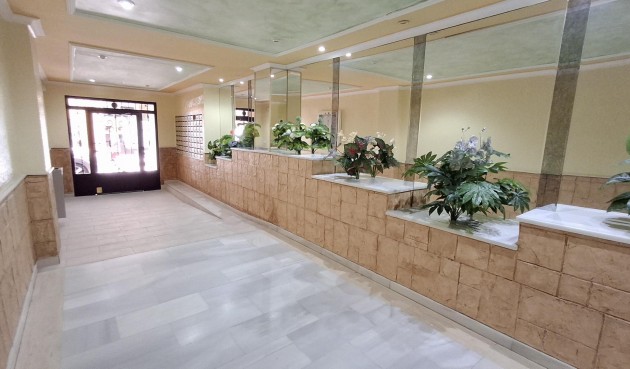 Resale - Apartment -
Torrevieja - Estacion De Autobuses