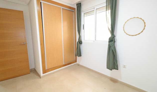 Resale - Apartment -
Torrevieja - Acequion