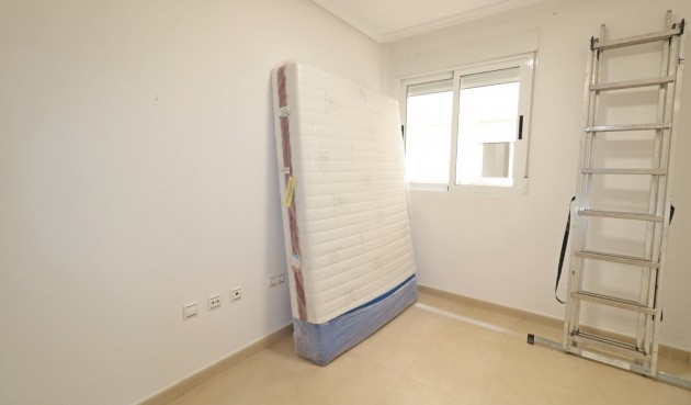 Resale - Apartment -
Torrevieja - Acequion