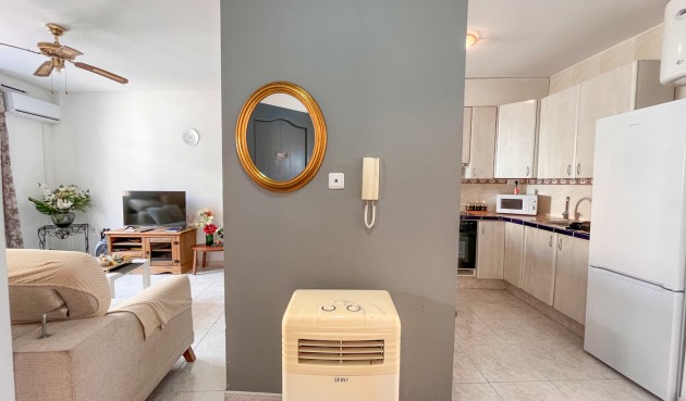 Återförsäljning - Apartment -
San Miguel de Salinas - Inland