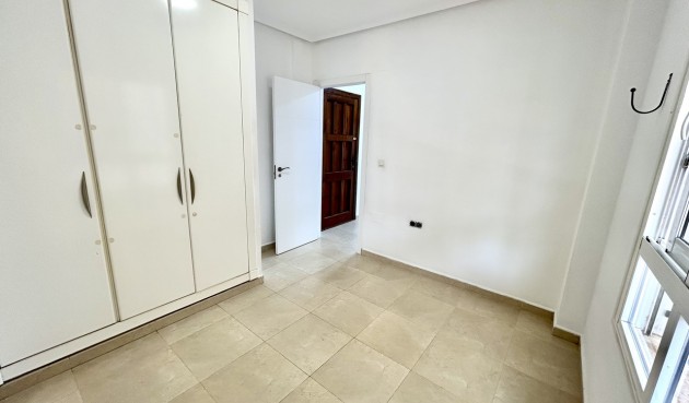 Reventa - Apartment -
Villamartin - Costa Blanca