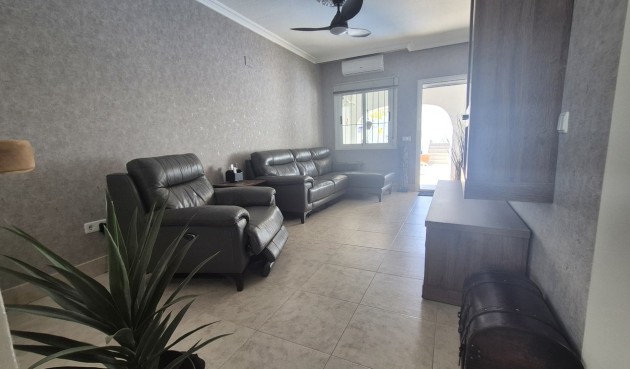 Återförsäljning - Semi Detached -
San Miguel de Salinas - Inland