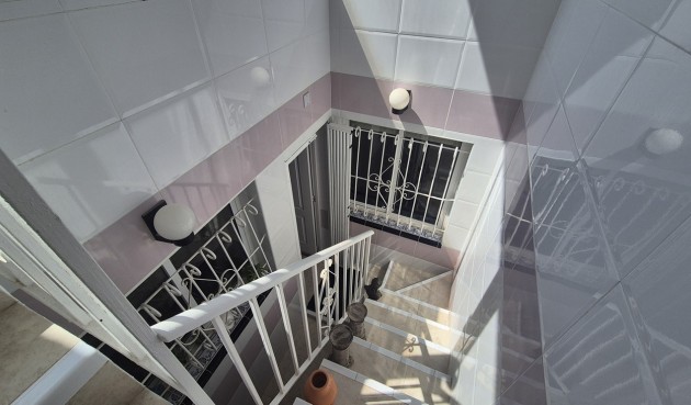 Återförsäljning - Semi Detached -
San Miguel de Salinas - Inland
