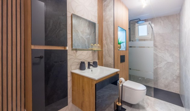 Återförsäljning - Apartment -
Torrevieja - Playa del Cura