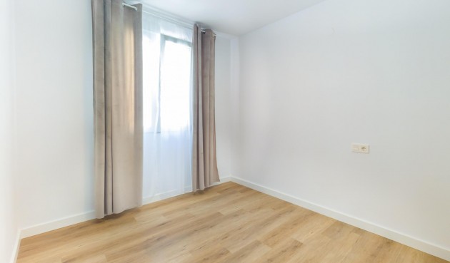 Återförsäljning - Apartment -
Torrevieja - Playa del Cura