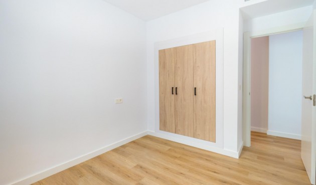 Återförsäljning - Apartment -
Torrevieja - Playa del Cura