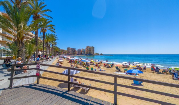 Återförsäljning - Apartment -
Torrevieja - Playa del Cura