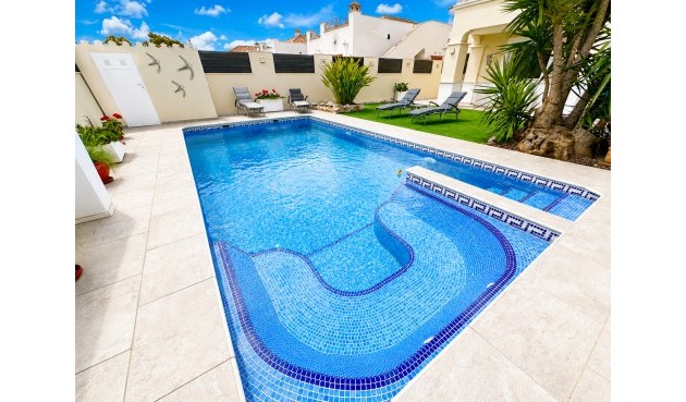 Resale - Villa -
Mar Menor Golf Resort - Inland