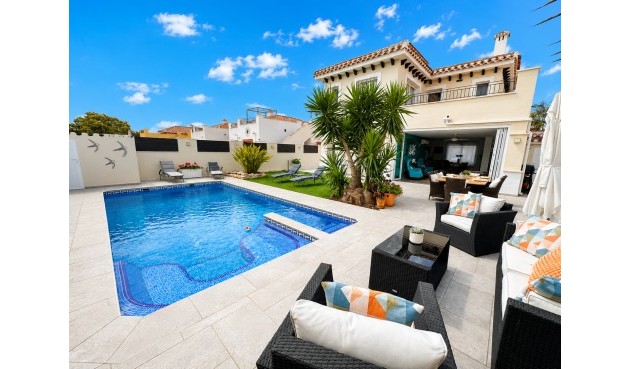 Resale - Villa -
Mar Menor Golf Resort - Inland