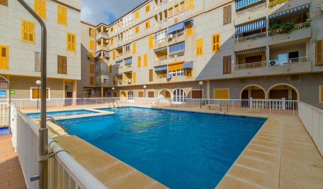 Återförsäljning - Apartment -
Torrevieja - Acequion