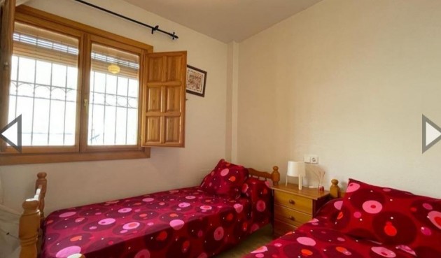 Återförsäljning - Town House -
Pilar de la Horadada - Pueblo Latino