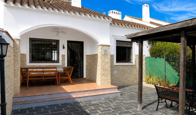 Återförsäljning - Town House -
Pilar de la Horadada - Pueblo Latino