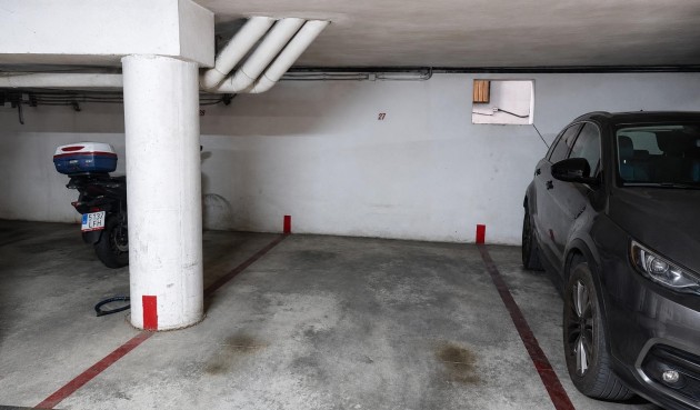 Resale - Apartment -
Torrevieja - Centro