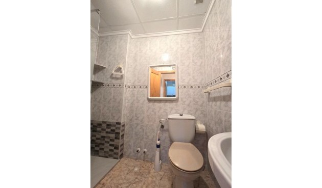 Brukt - Apartment -
Torrevieja - Habaneras