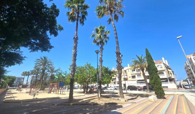 Brukt - Apartment -
Torrevieja - Habaneras