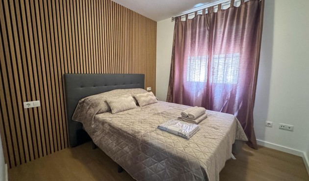 Återförsäljning - Duplex -
San Miguel de Salinas - Las Filipinas