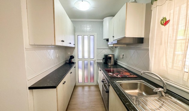Återförsäljning - Duplex -
San Miguel de Salinas - Las Filipinas