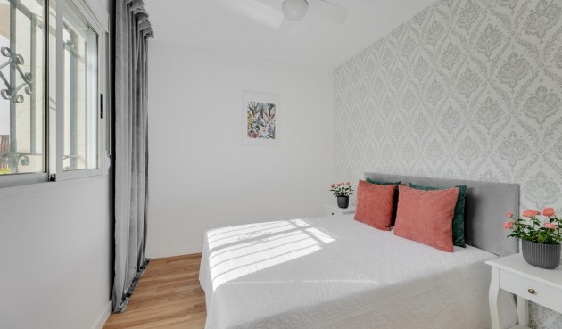 Reventa - Town House -
Orihuela Costa - Los Balcones