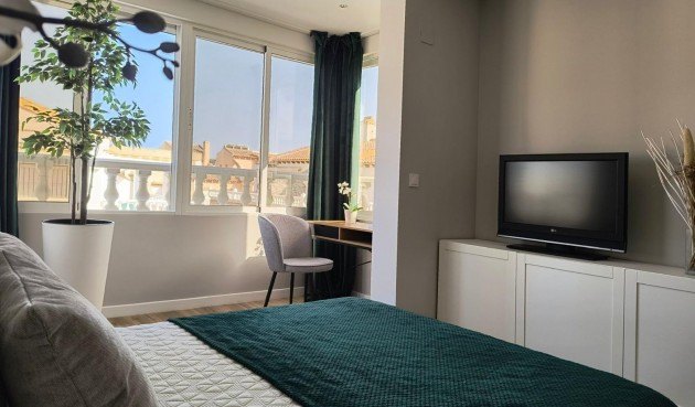 Reventa - Town House -
Orihuela Costa - Los Balcones