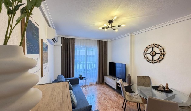 Brukt - Apartment -
Torrevieja - PARQUE DE LAS NACIONES